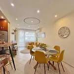 Premium Comfy 2Bdr Apt - Free Parking - Fast Wi-Fi