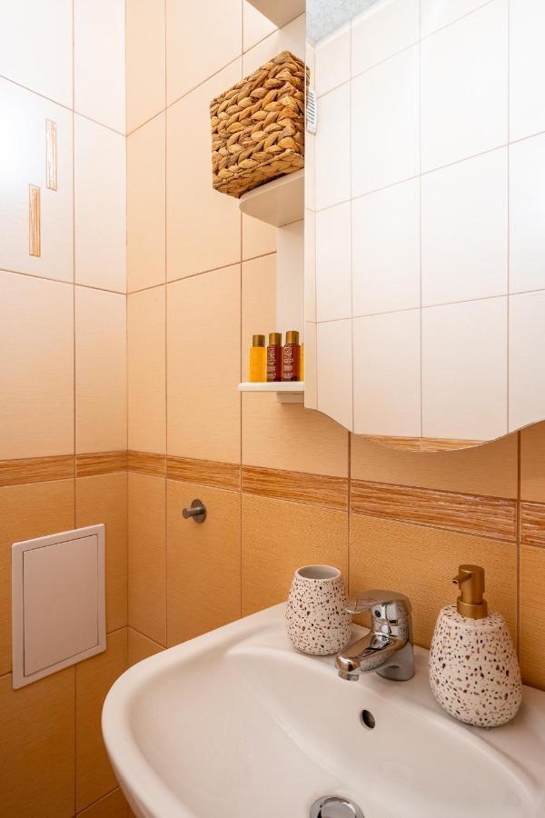 Apartament Premium Comfy 2bdr - Free Parking - Fast Wi-fi Sofia