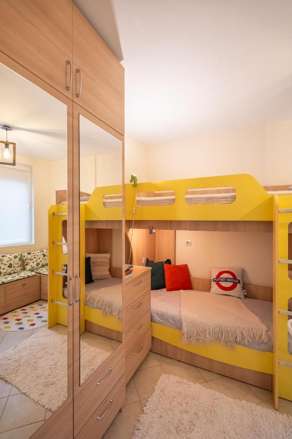 Premium Comfy 2bdr - Free Parking - Fast Wi-fi * Sofia