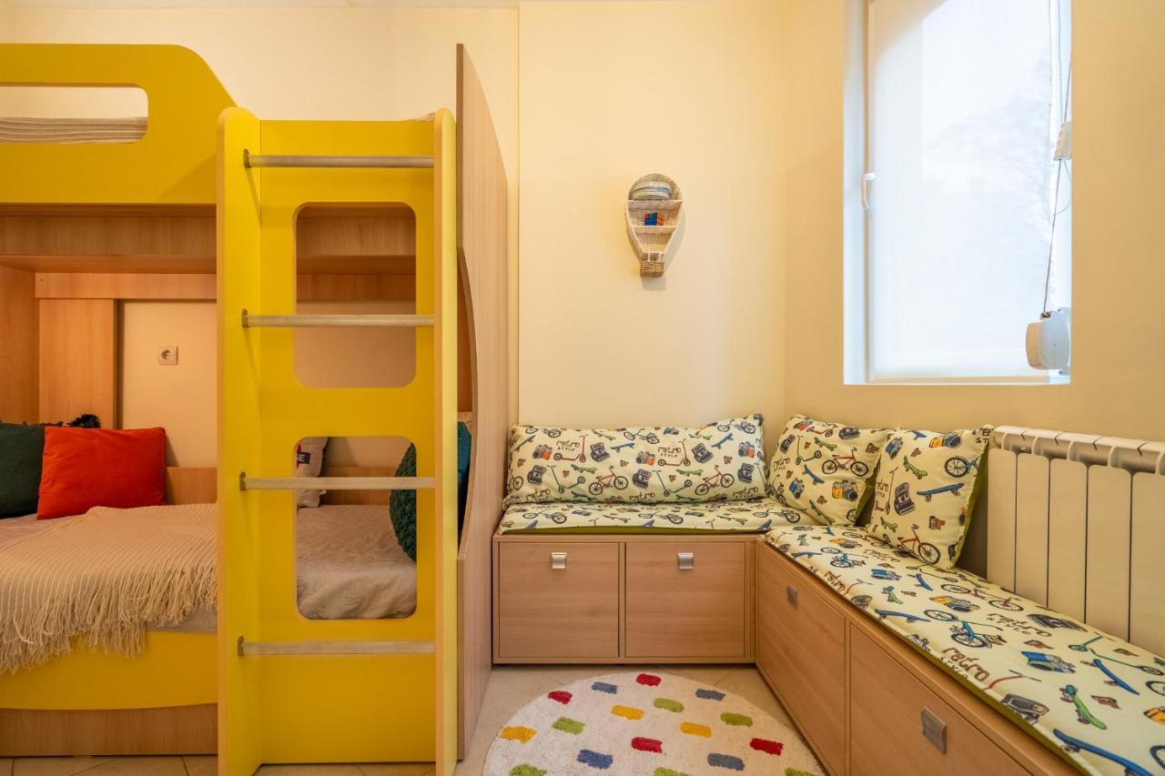 Premium Comfy 2bdr - Free Parking - Fast Wi-fi Sofia
