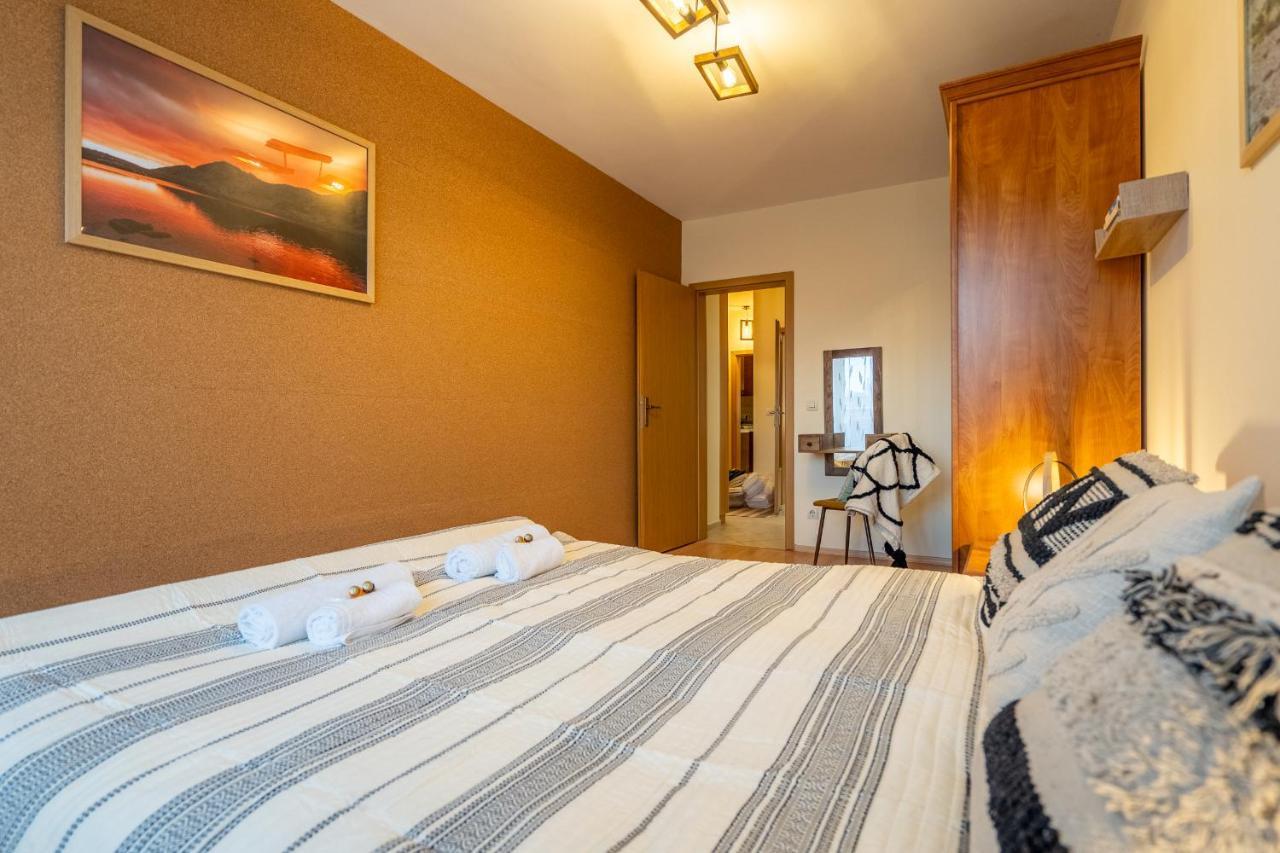 Premium Comfy 2bdr - Free Parking - Fast Wi-fi Sofia