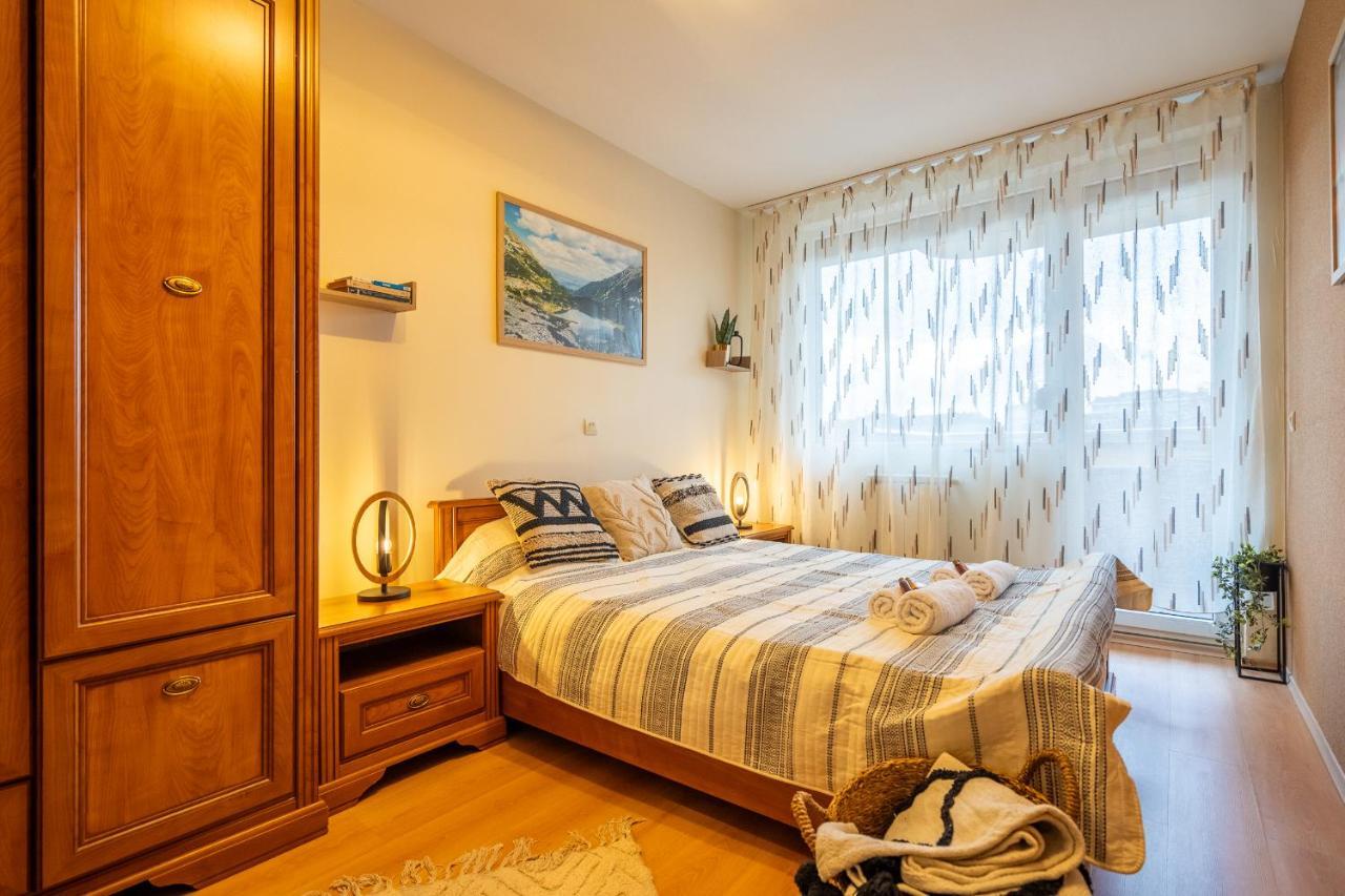 Apartament Premium Comfy 2bdr - Free Parking - Fast Wi-fi Sofia
